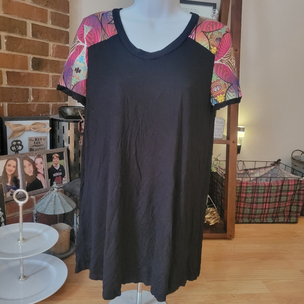 NWT Paisley Grace Boutique Top
